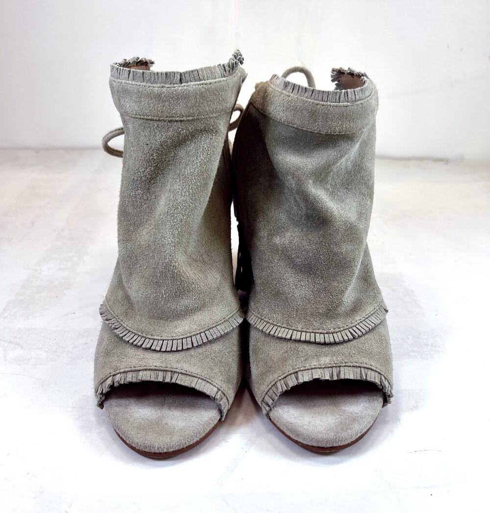 Chinese Laundry Kristin Cavallari Gray Suede Fringe Peep Toe Wedge Booties - 7.5